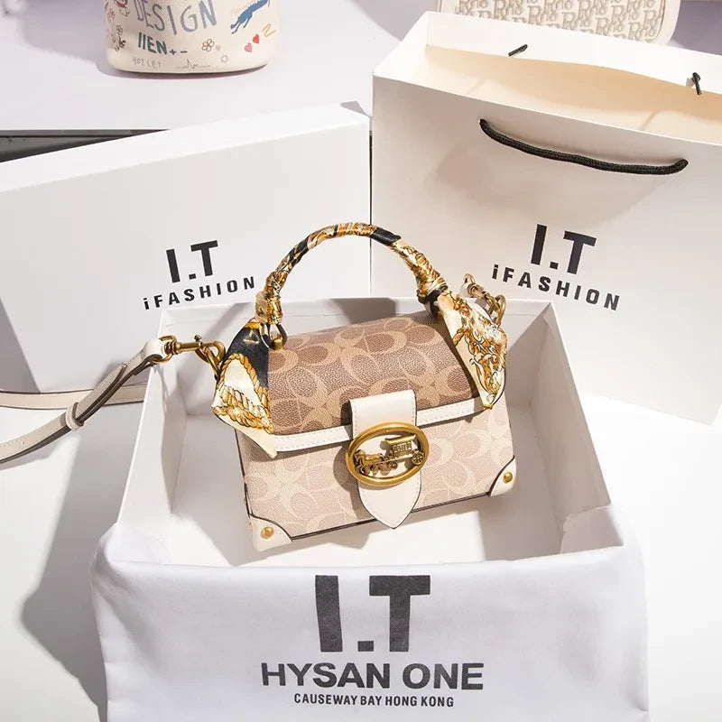 Mini Box Bag Contrast